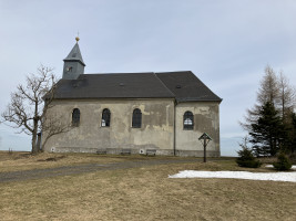 Kostel s křížkem
